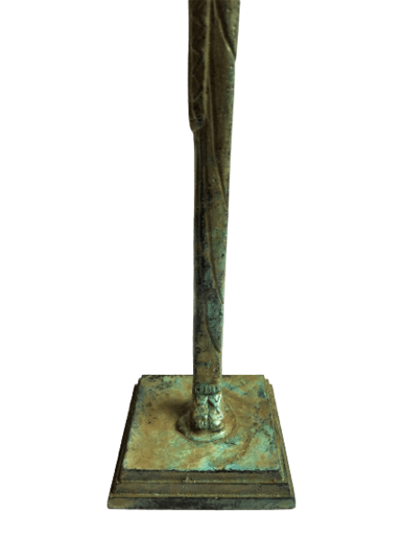 Statuette einer jungen Frau - 27 cm