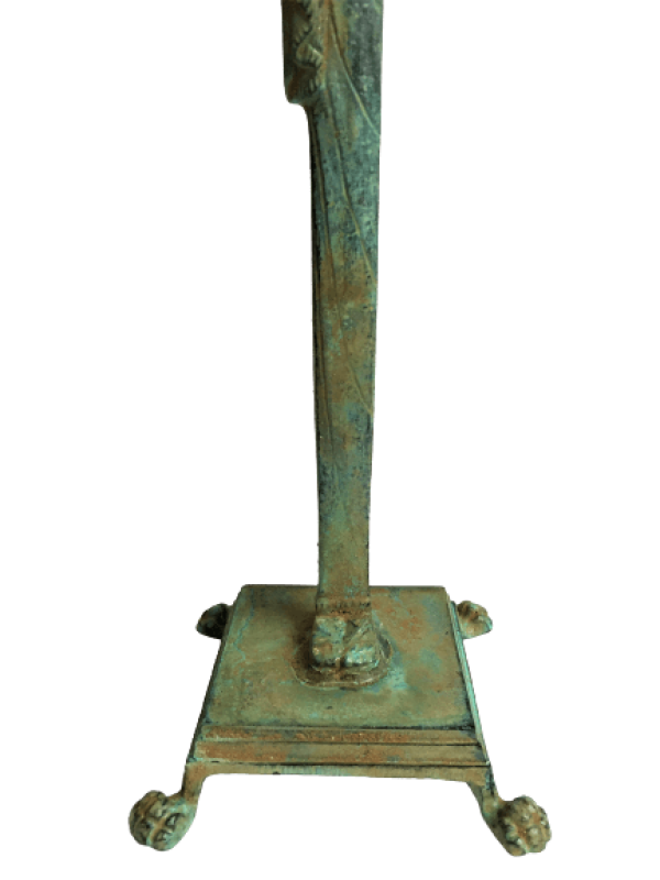 Statuette einer jungen Frau - 40 cm