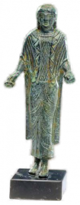 Etruskische Statuette einer opfernden Frau